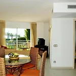 Beachfront In Estartit With Garden Appartement