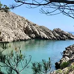 Beachfront In Estartit With Garden Appartement *