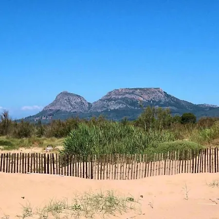 Beachfront In Estartit With Garden L'Estartit
