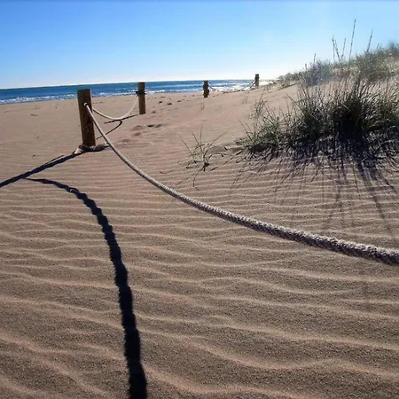 Beachfront In Estartit With Garden *
